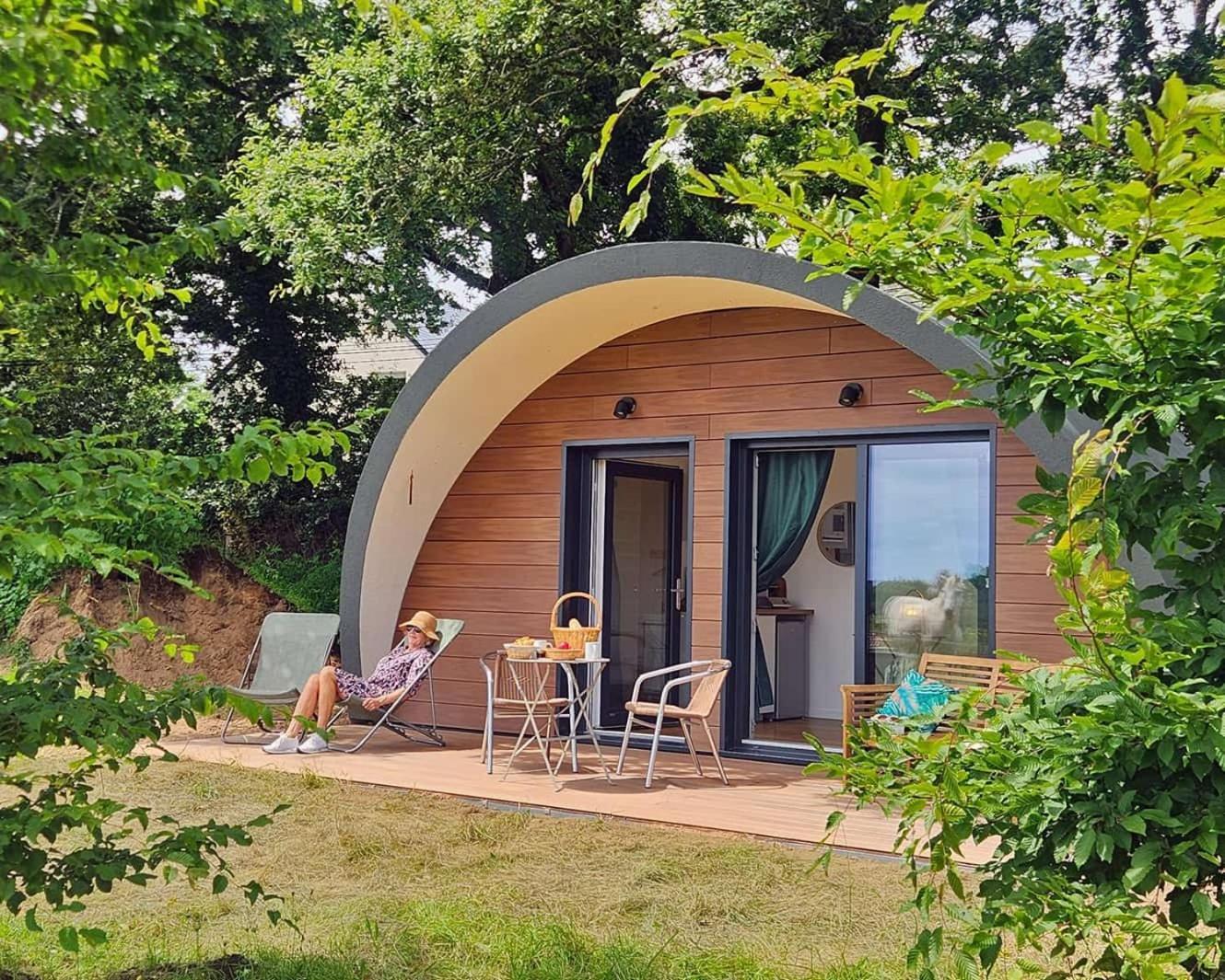 Gites & Tiny Houses Les Hauts De Toulvern Baden Szoba fotó