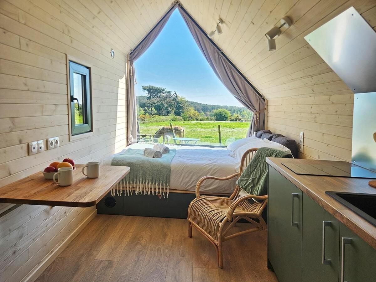 Gites & Tiny Houses Les Hauts De Toulvern Baden Szoba fotó
